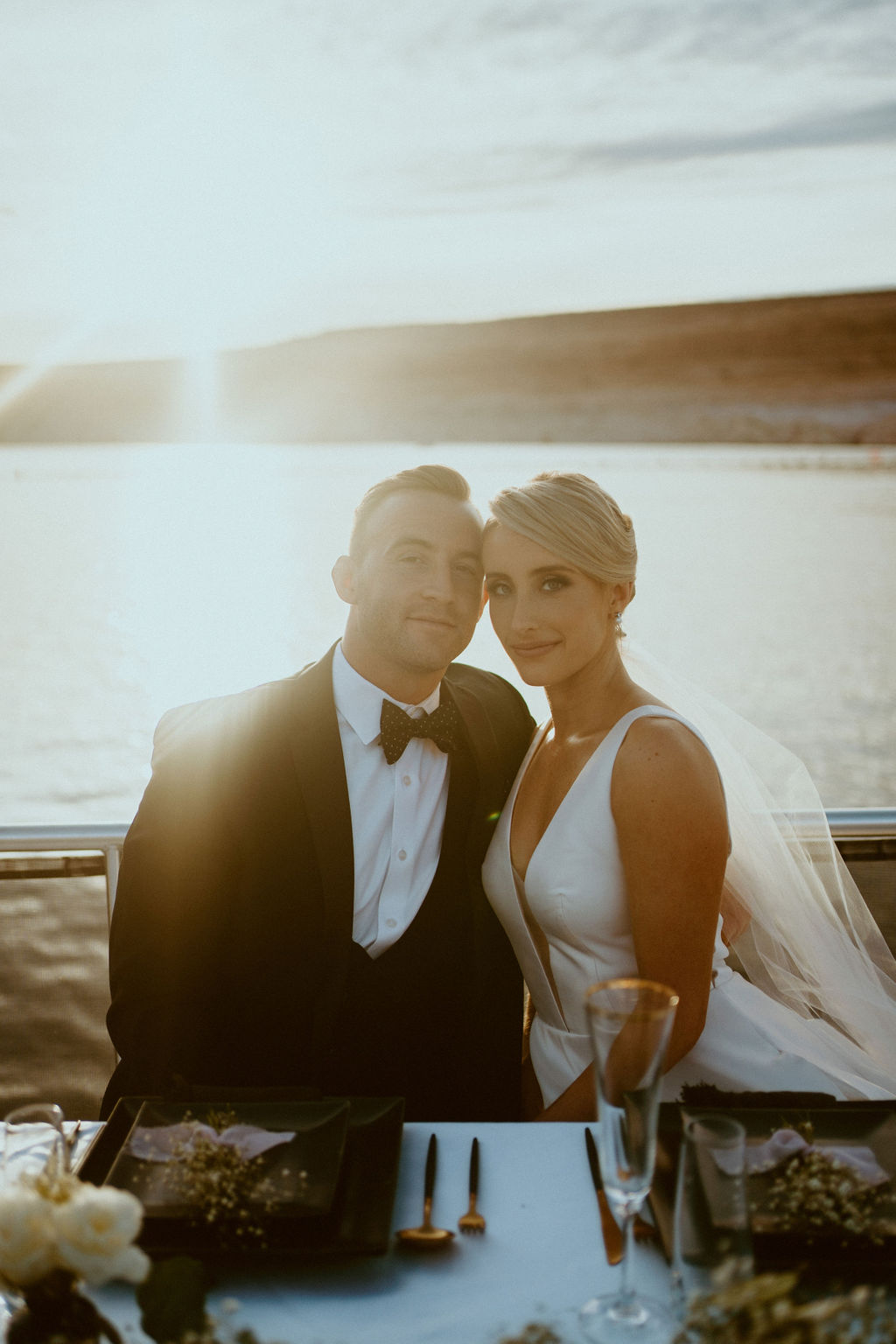 Elegant and Timeless Lake Powell Houseboat Elopement