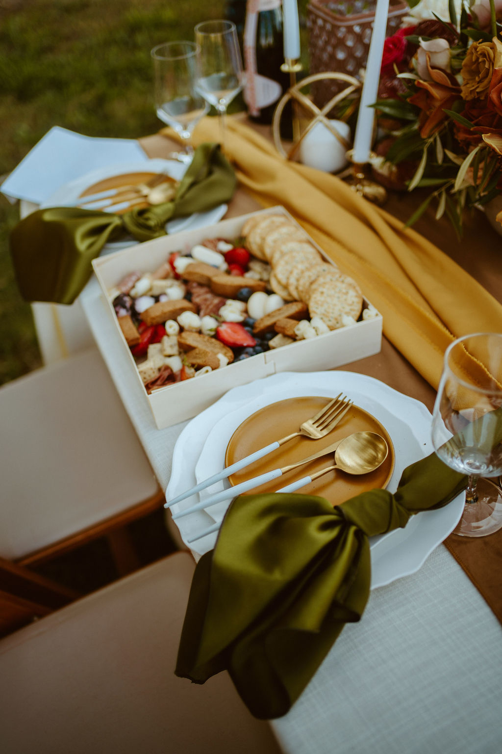 Charcuterie and Table Setting at Sweetheart Table Florals at GreenGale Farms Hawaiian Elopement