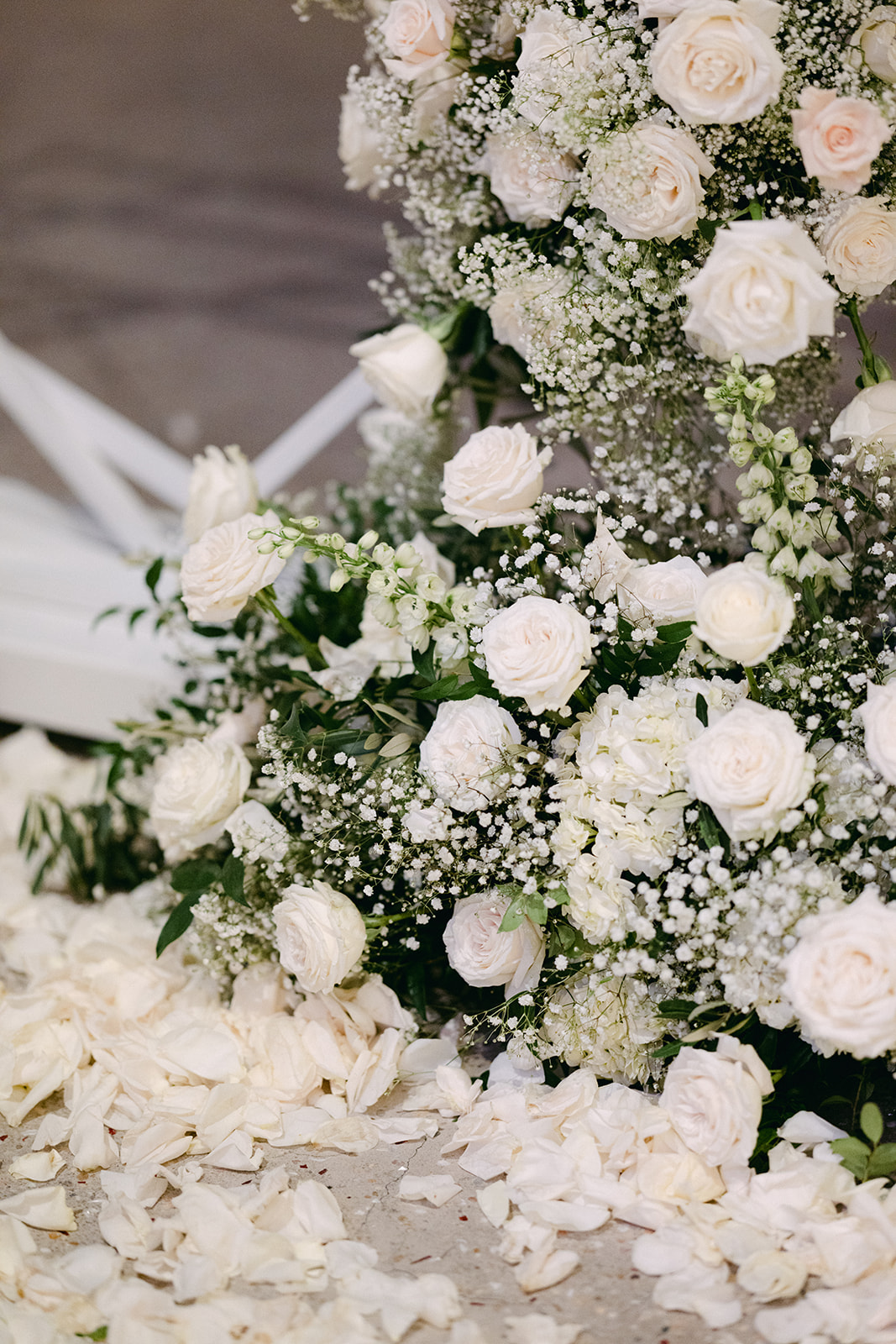 Florals for Red Rock Casino Timeless Modern Wedding 