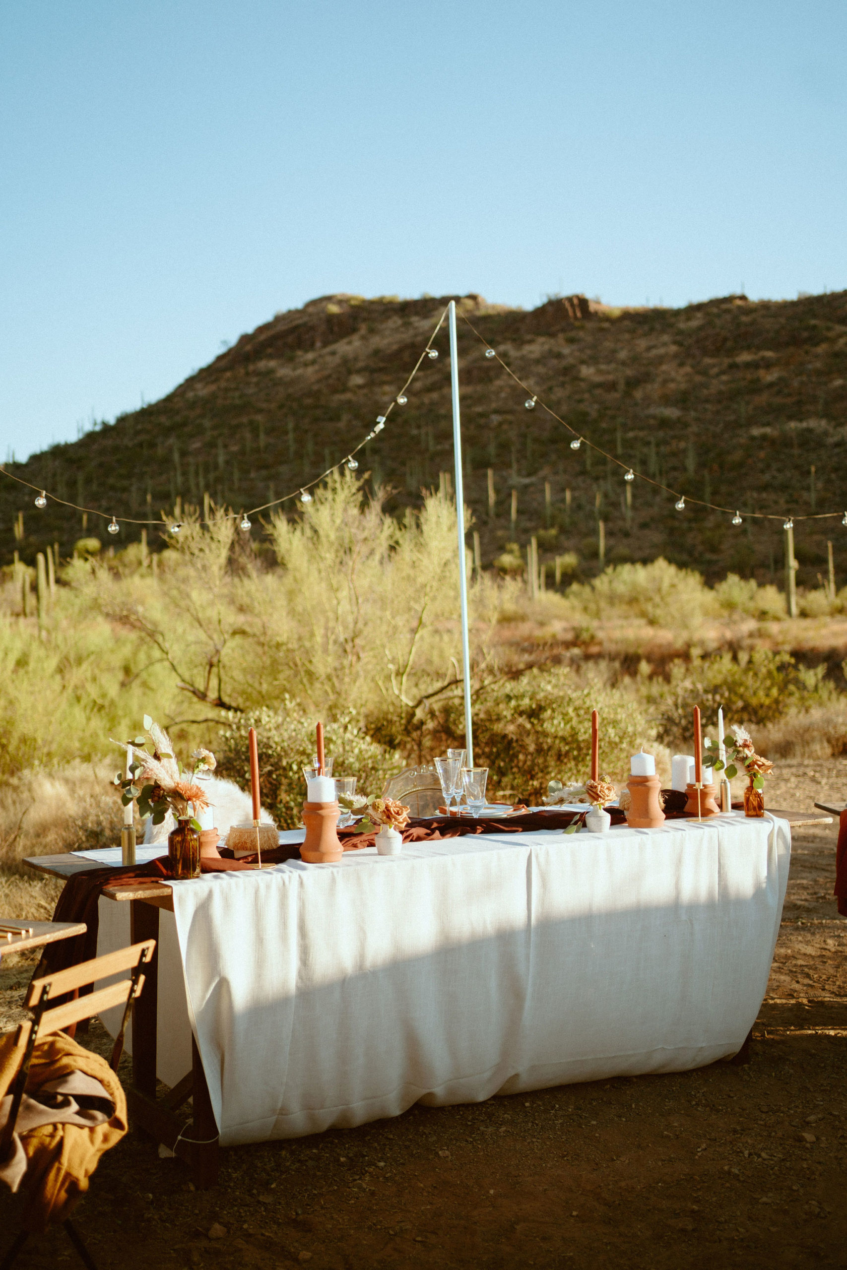 Desert boho inspired sweetheart table 