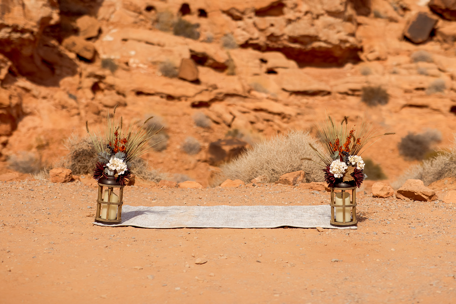 Rug and Lanterns with Florals at Valley of Fire Rock N Roll Wedding
