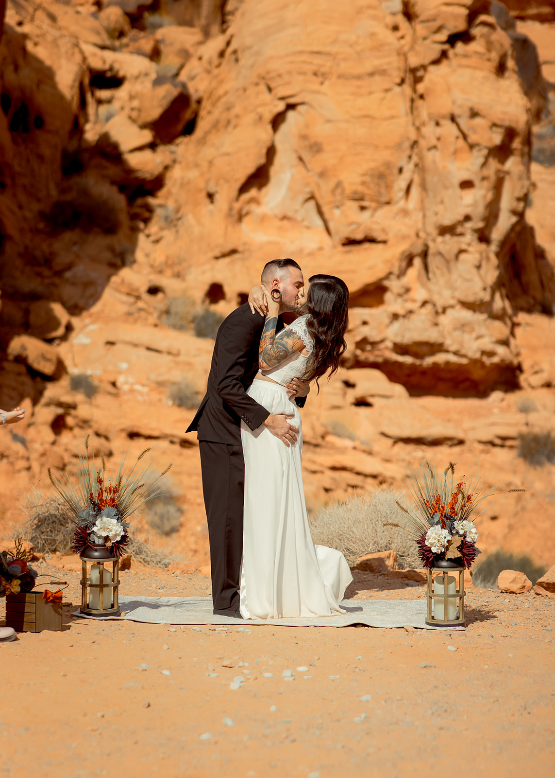 Newlyweds First Kiss in Valley of Fire Rock N Roll Wedding