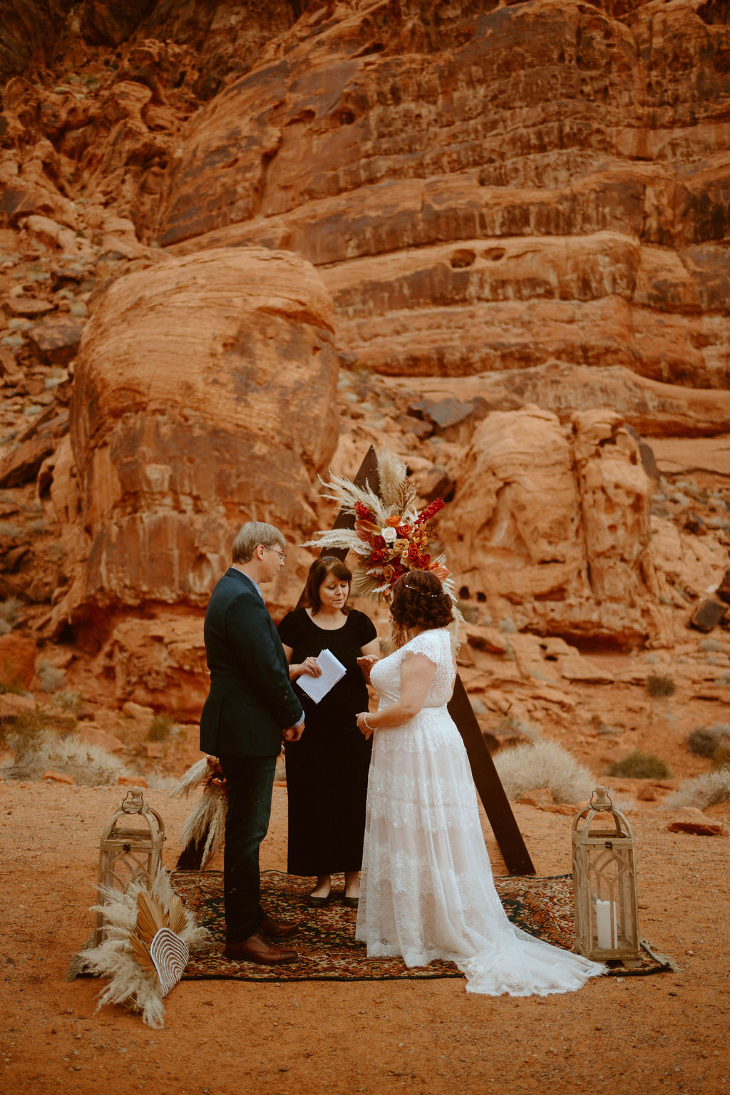 Bride and Groom at Triangle Arch Altar in Visitor Center Valley of Fire Elopement