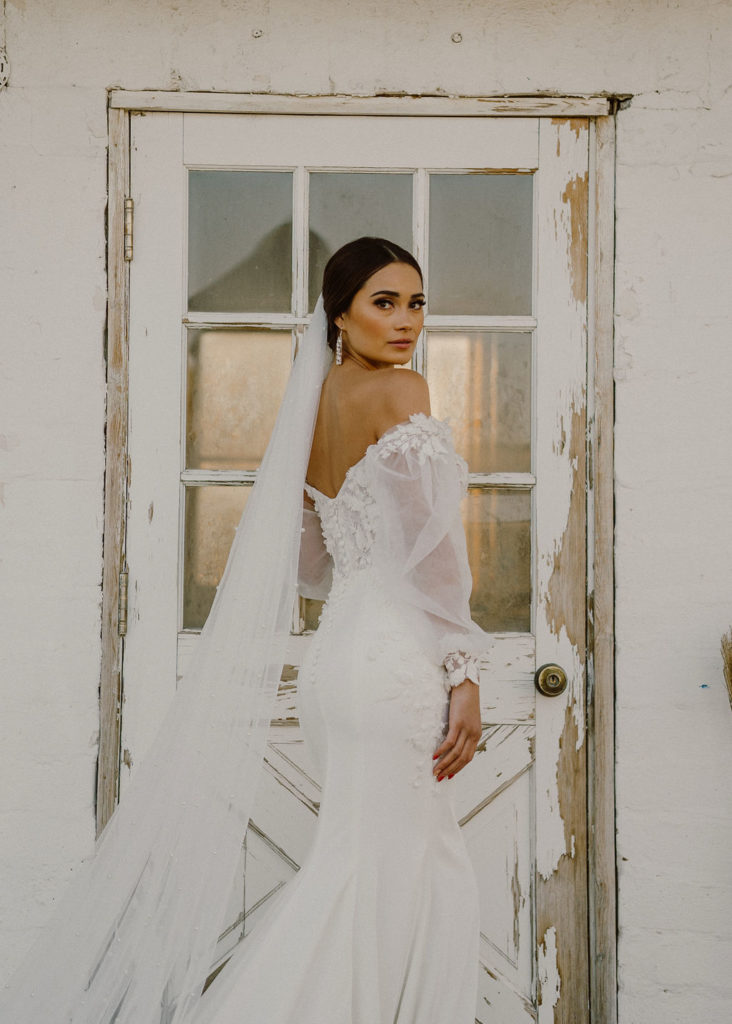 What is a Rustic & Whimsical Styled Wedding? Country and whimsical inspired bridal gown