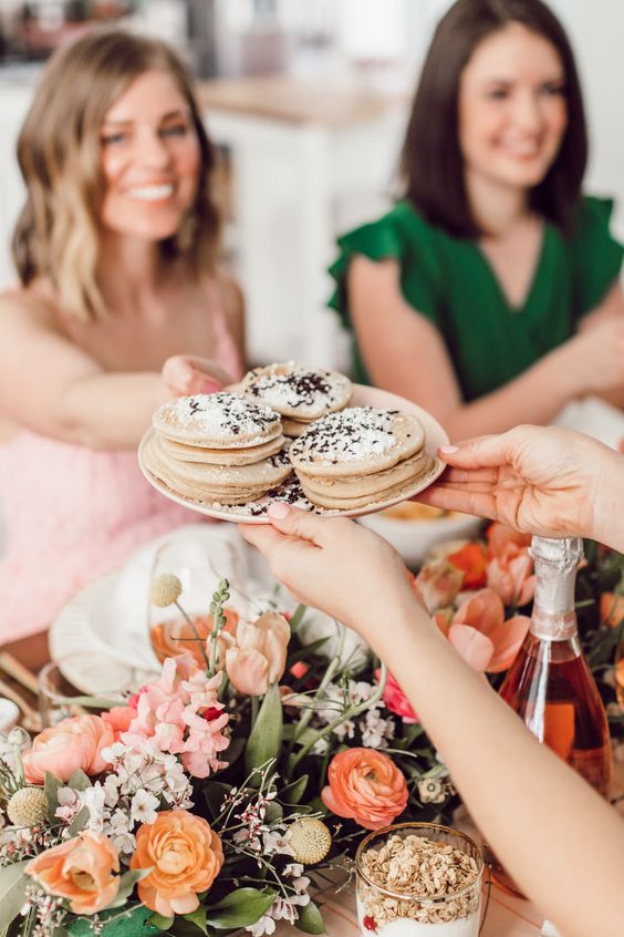 The Official List of 2023 Wedding Trends! Full weekend wedding brunch for guest
