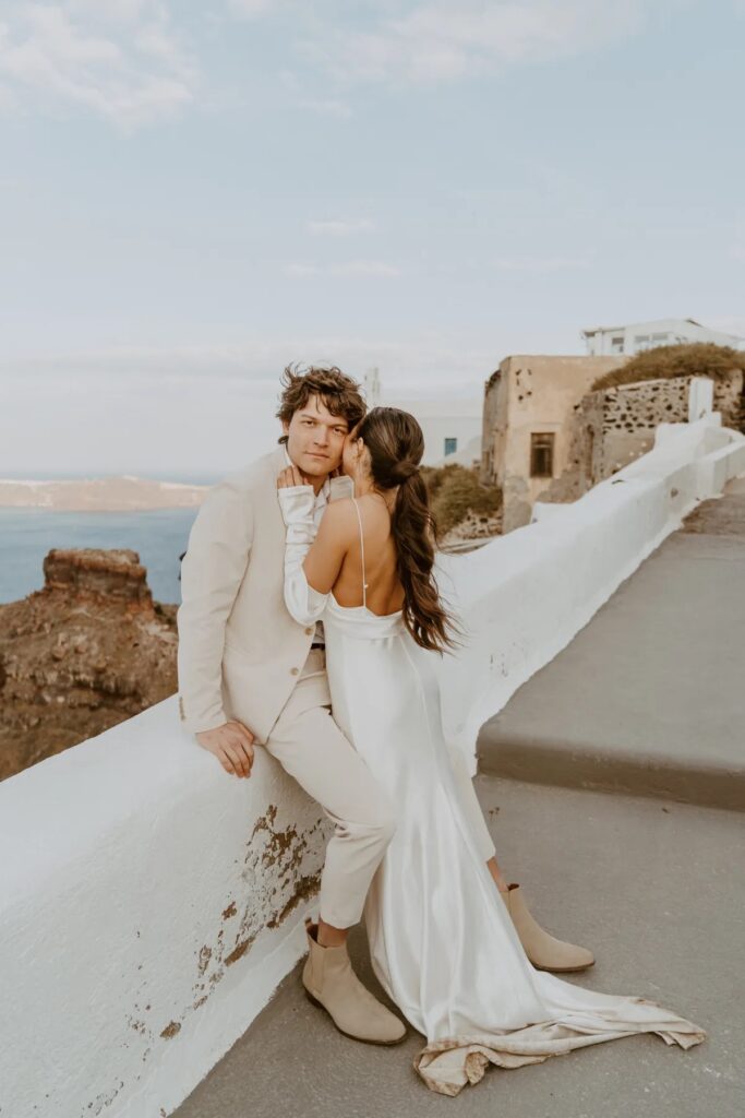 Love Beyond Borders: Top Wedding Destinations of 2024 That Will Steal Your Heart! Santorini, Greece 