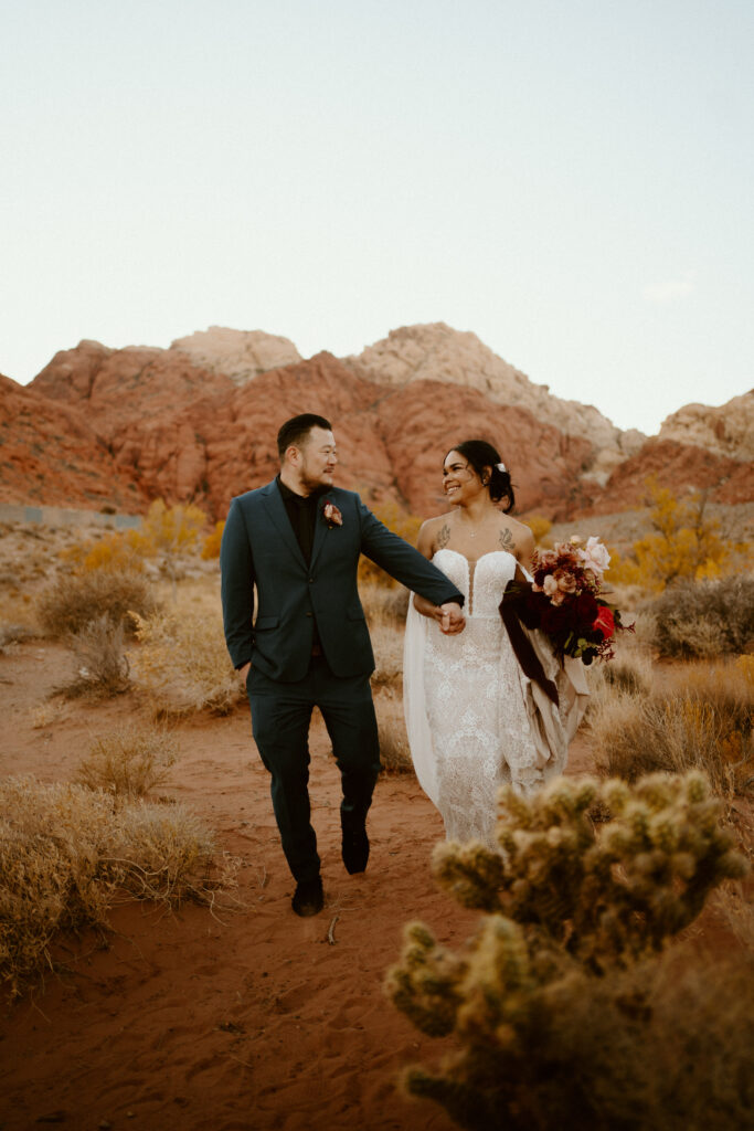 Fall in Love: 7 Best Places to Get Married in the Fall of 2024. Couple in Las Vegas dessert 