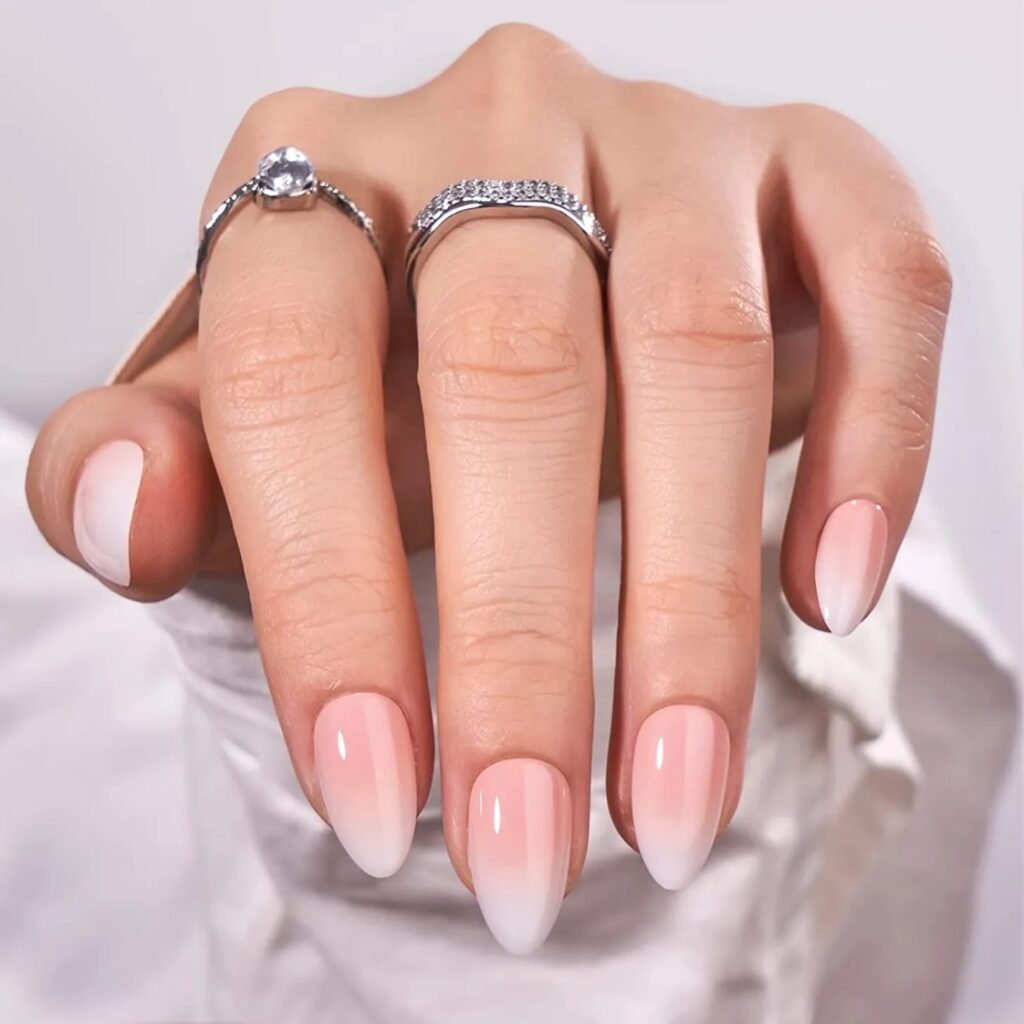 Gradient wedding nails 