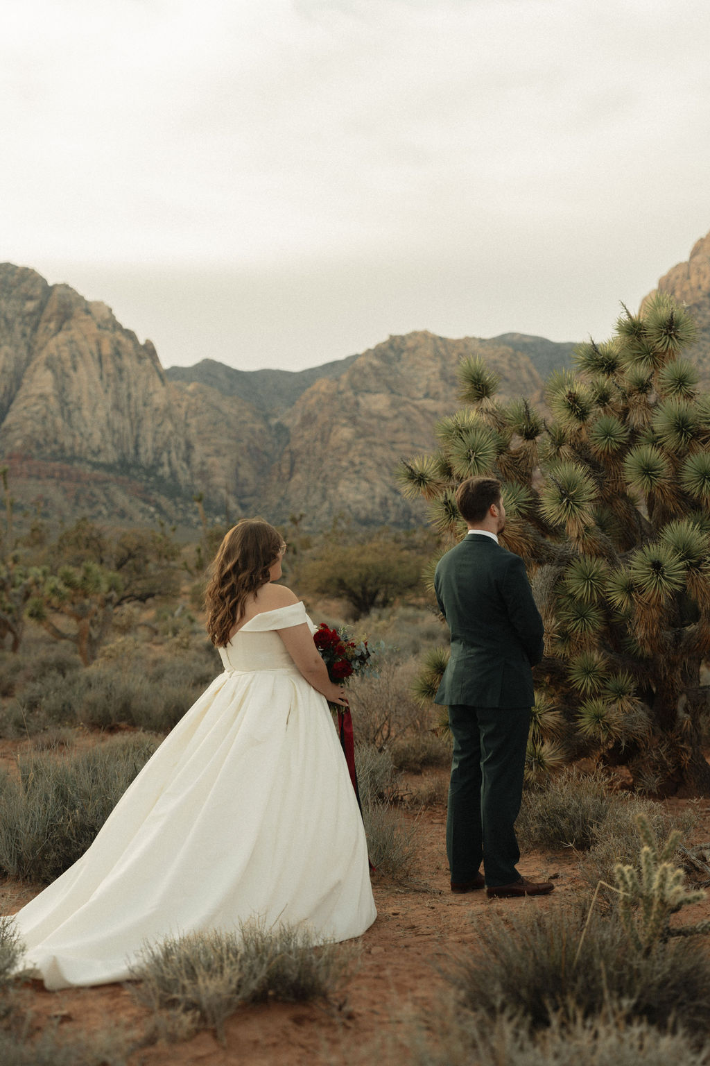 Couple having a first look at Cactus Joe's Nursery 