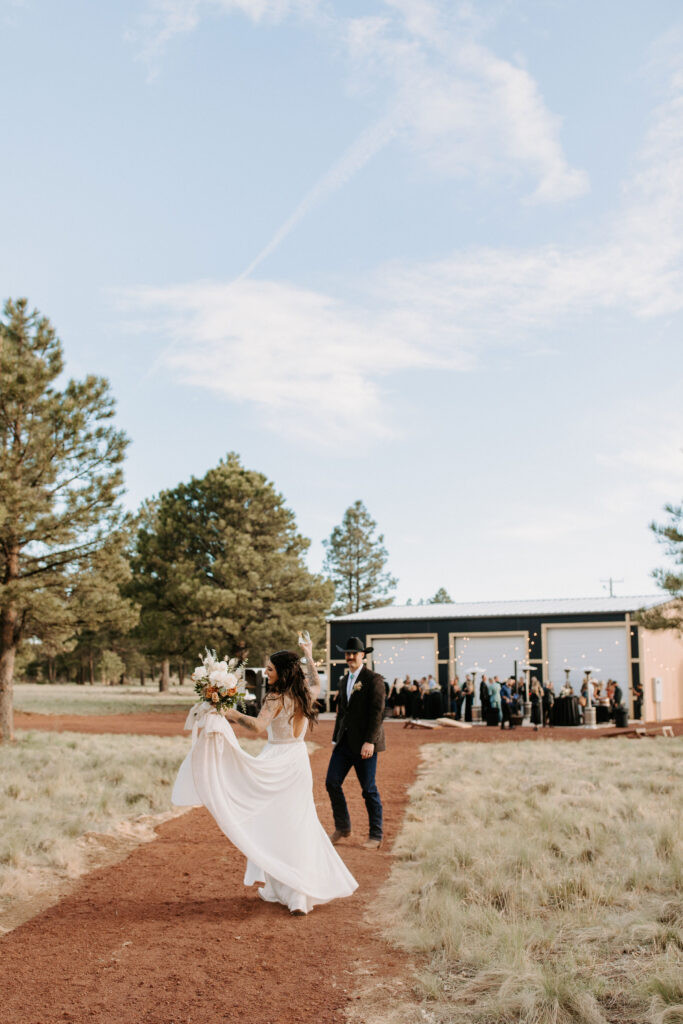 Plan Your Dream Arizona Wedding in Flagstaff Gorgeous Outdoor Micro Wedding Niki Day Creative Co