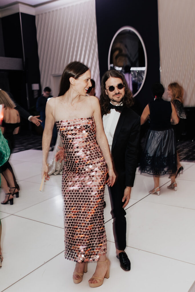 guest, reception, dance, dance floor, mirrors, lights